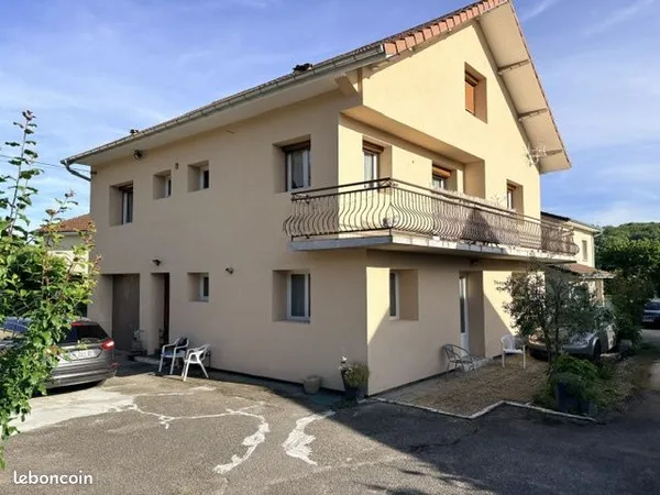Maison 7 pièces 180 m²