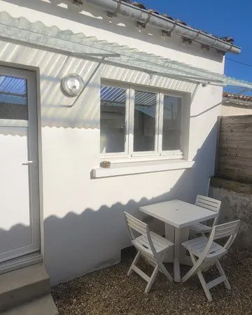 Studio 27m² + cour privative sans vis-à-vis - Cognac