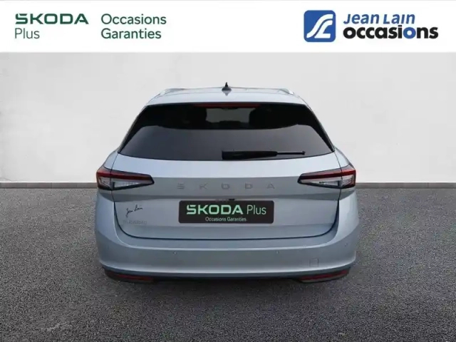 Skoda Superb combi 2.0 tdi 150 ch scr dsg7 — photo 8