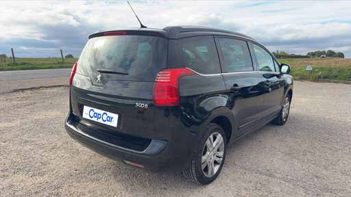 Peugeot 5008 1.6 HDI 115 - Allure – 2014 – 170056 km – Diesel – Boîte Manuelle — photo 2