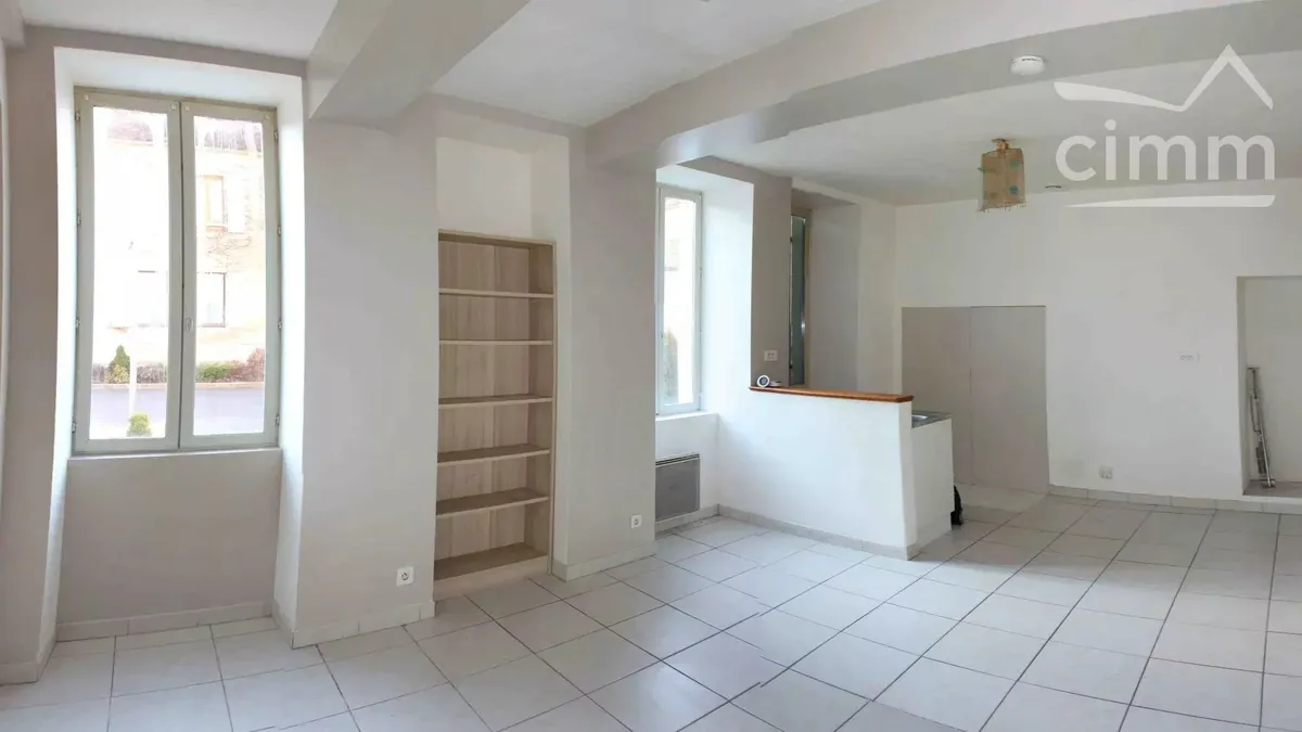 Photo 3