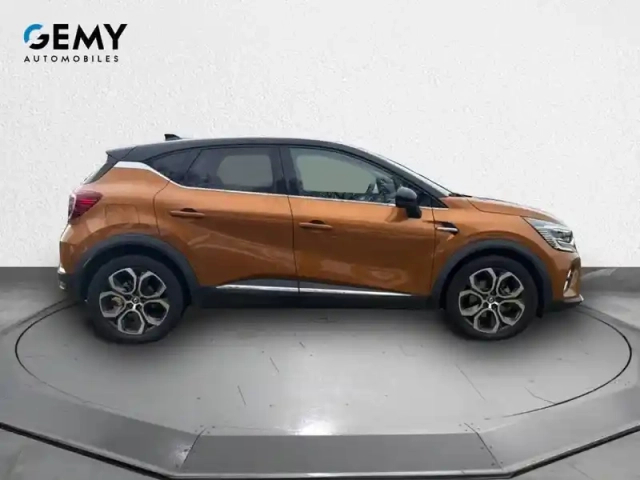 Renault Captur e-tech 145 - 21 — photo 33
