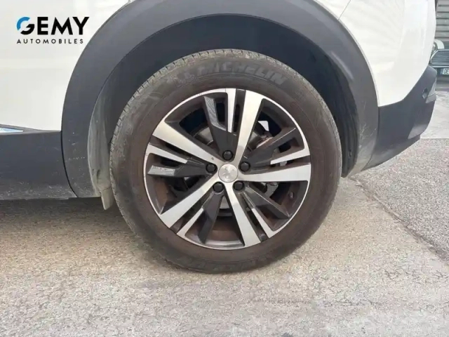 Peugeot 3008 puretech 130ch s&amp;s eat8 — photo 11