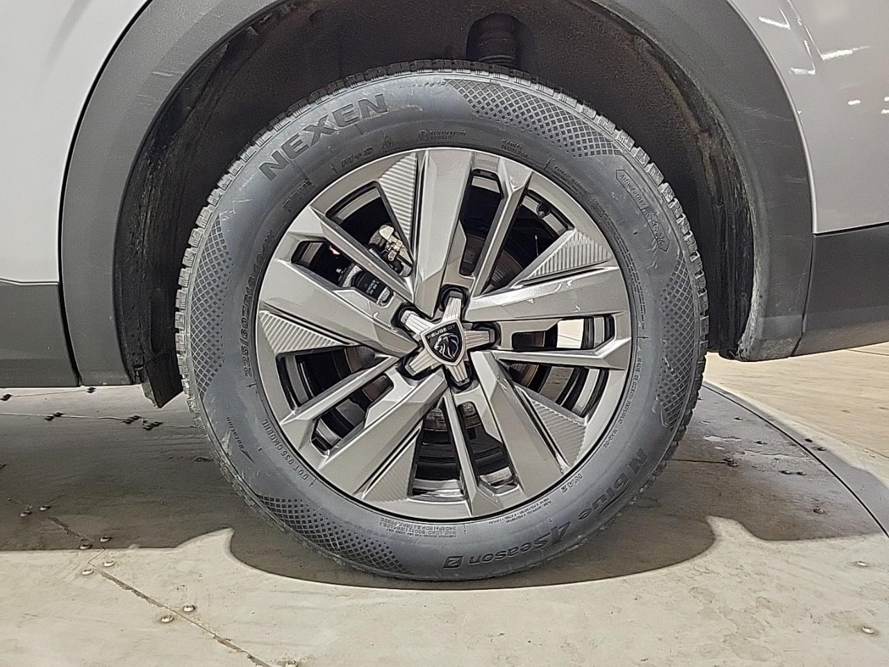 Peugeot 5008 hybrid 145 ch e-dcs6 allure — photo 16