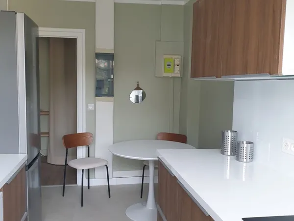 Loue chambre en colocation T4 Tassin centre