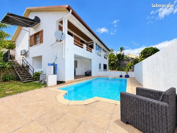 Maison 7 pièces 197 m²