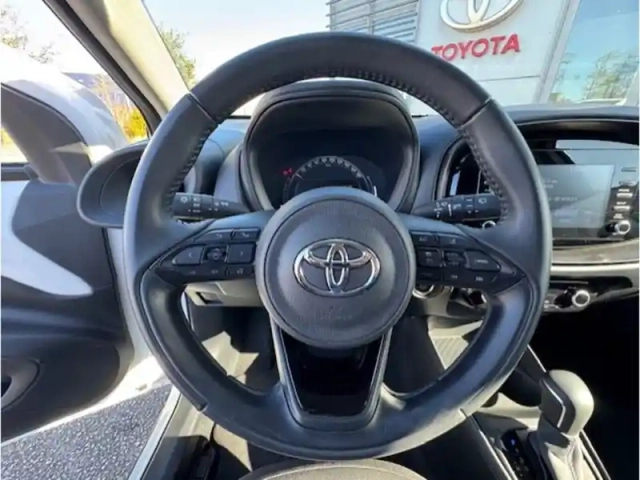 Toyota Aygo 1.0 vvt-i 72 dynamic cvt — photo 12