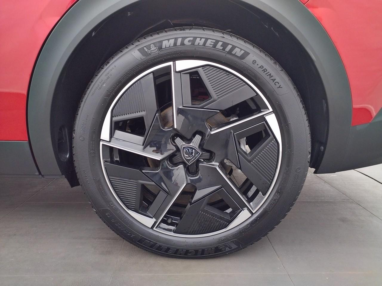 Peugeot 408 phev 225 e-eat8 gt — photo 16