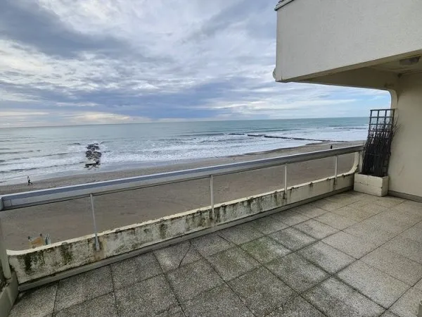 A vendre superbe 2 pièces en première ligne à Carnon