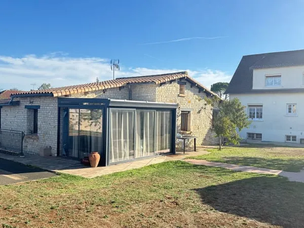 ENSEMBLE IMMOBILIER A COULON