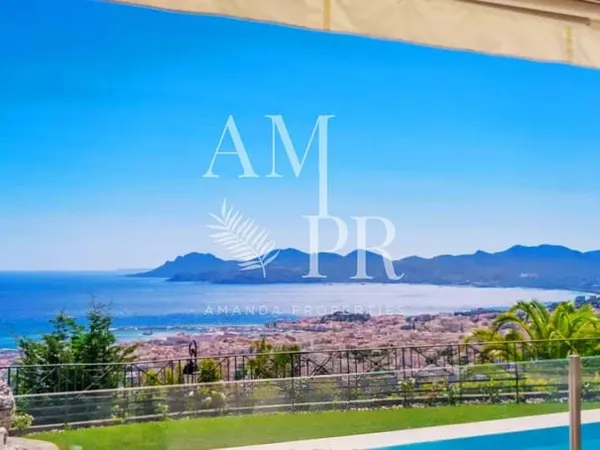 Villa de charme rénovée - Vue mer panoramique exceptionnelle - Domaine fermé et gardé