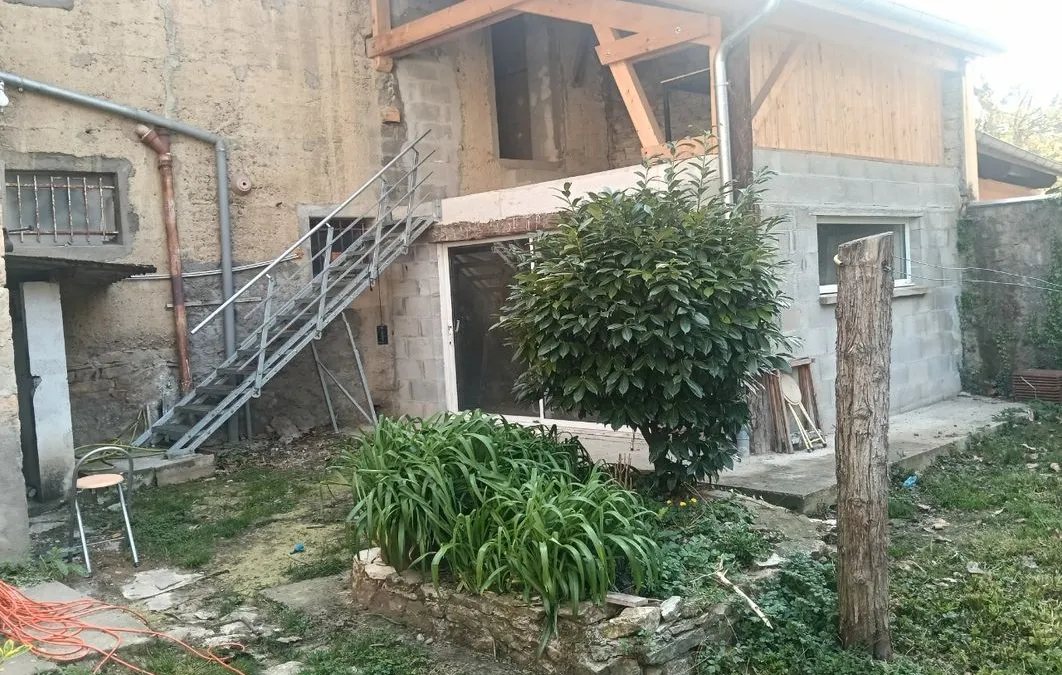 Photo 3