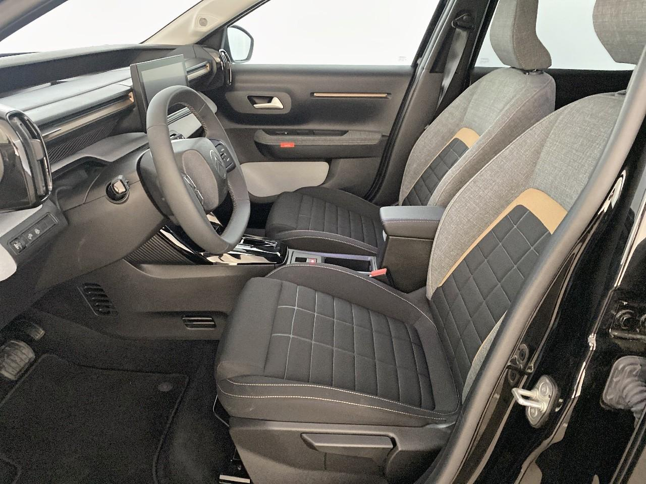 Citroën C3 Aircross hybride 145 ch aut plus — photo 9