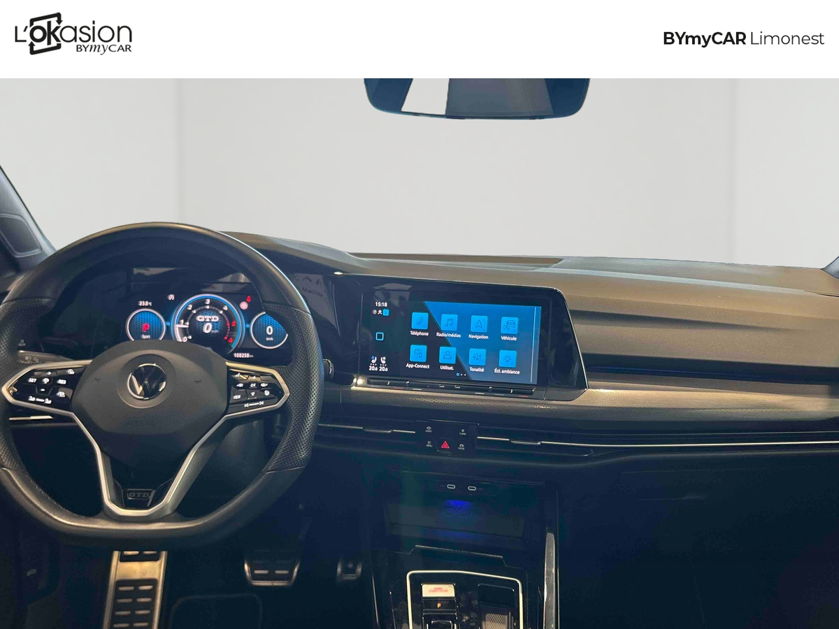 Volkswagen Golf 2.0 TDI SCR 200 DSG7 — photo 9