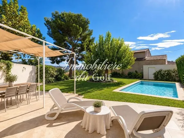 LA BASTIDA - Maison T5 de 130m2 - Jardin - Piscine - 13013
