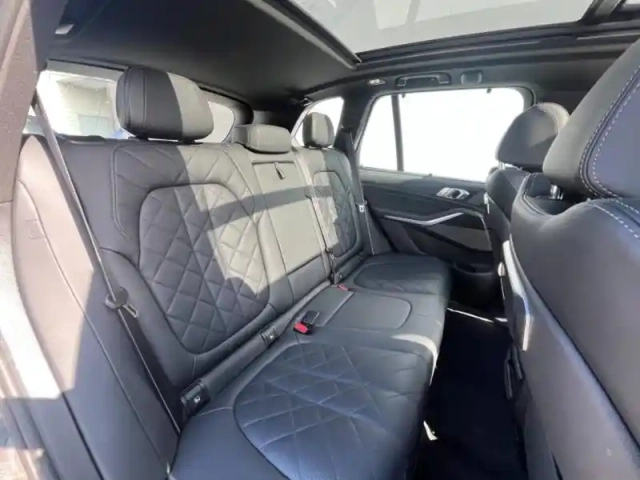 Bmw X5 xdrive50e 489ch m sport — photo 7