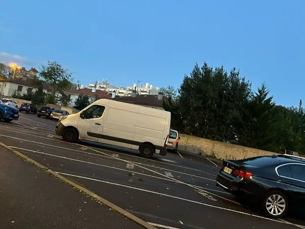 Parking de voiture à louer