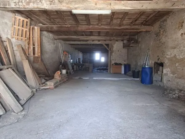 Grange de ville 390m2