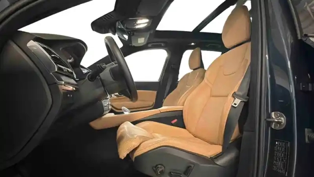 Volvo Xc90 t8 awd hybride rechargeable 310+145 ch geartronic 8 7pl — photo 11