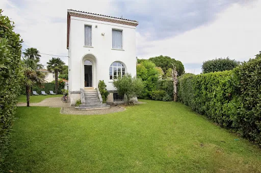Maison 7 pièces 160 m²