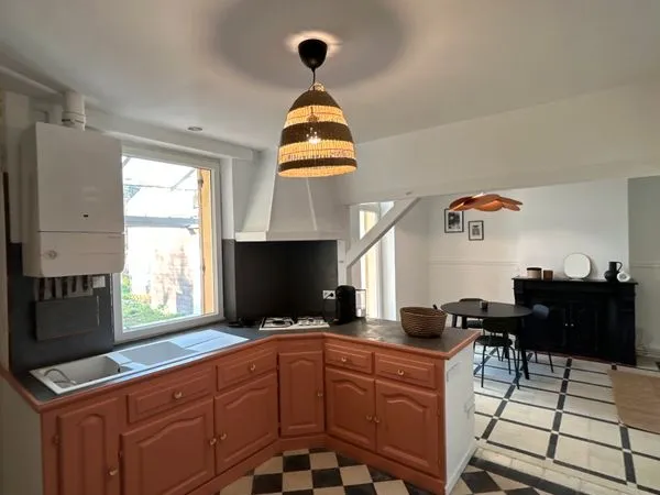 Appartement T2 meublé entièrement rénové - Terrasse et jardin DISPO FIN OCTOBRE