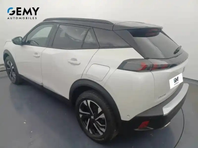 Peugeot 2008 puretech 130 s&amp;s eat8 — photo 18