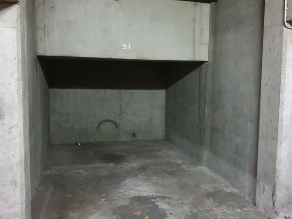 Parking 12 m²
