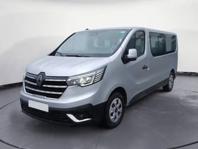 Renault Trafic blue dci 150 — photo 1