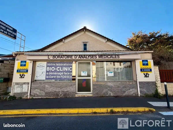 Local 117 m² FOSSES