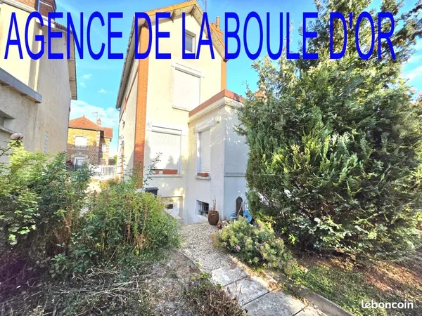 ROMILLY/S/SEINE - MAISON DE VILLE de 127 m² au sol en bon état général