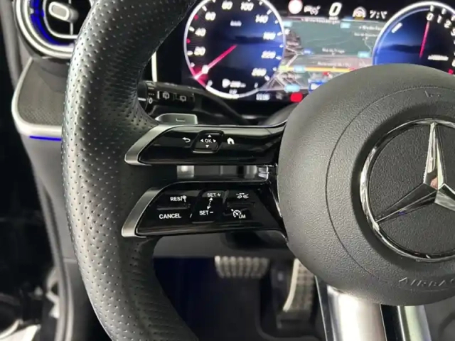 Mercedes Glc 300 e  hybrid eq 4matic am — photo 14