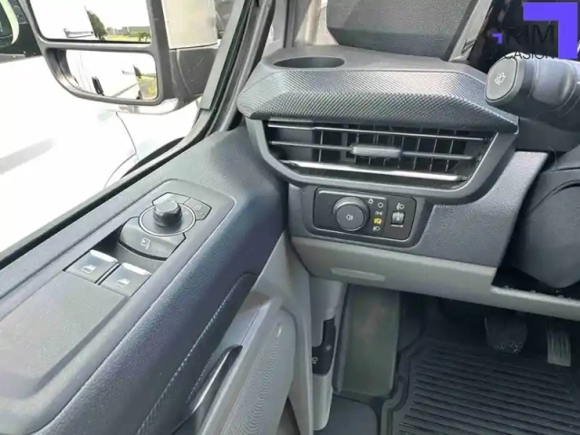 Ford Transit custom fgn 320 l1h1 2.0 ecoblue 170 ch bva8 4x4 — photo 24