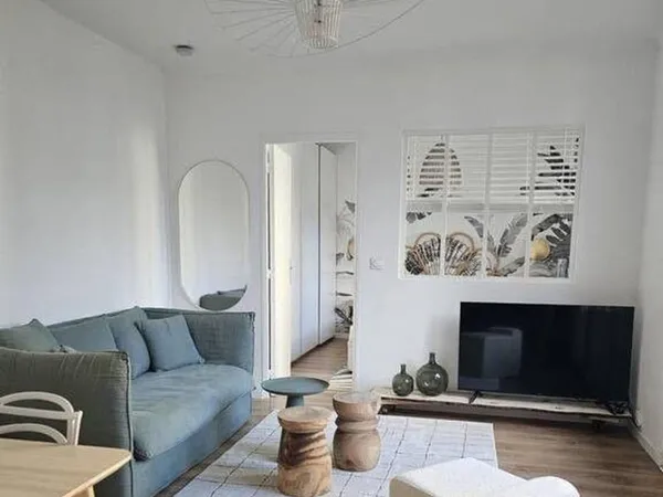 Beau 2P meublé 39m² lumineux et remis à neuf