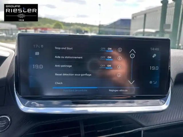 Peugeot 208 puretech 100 s&amp;s bvm6 — photo 26