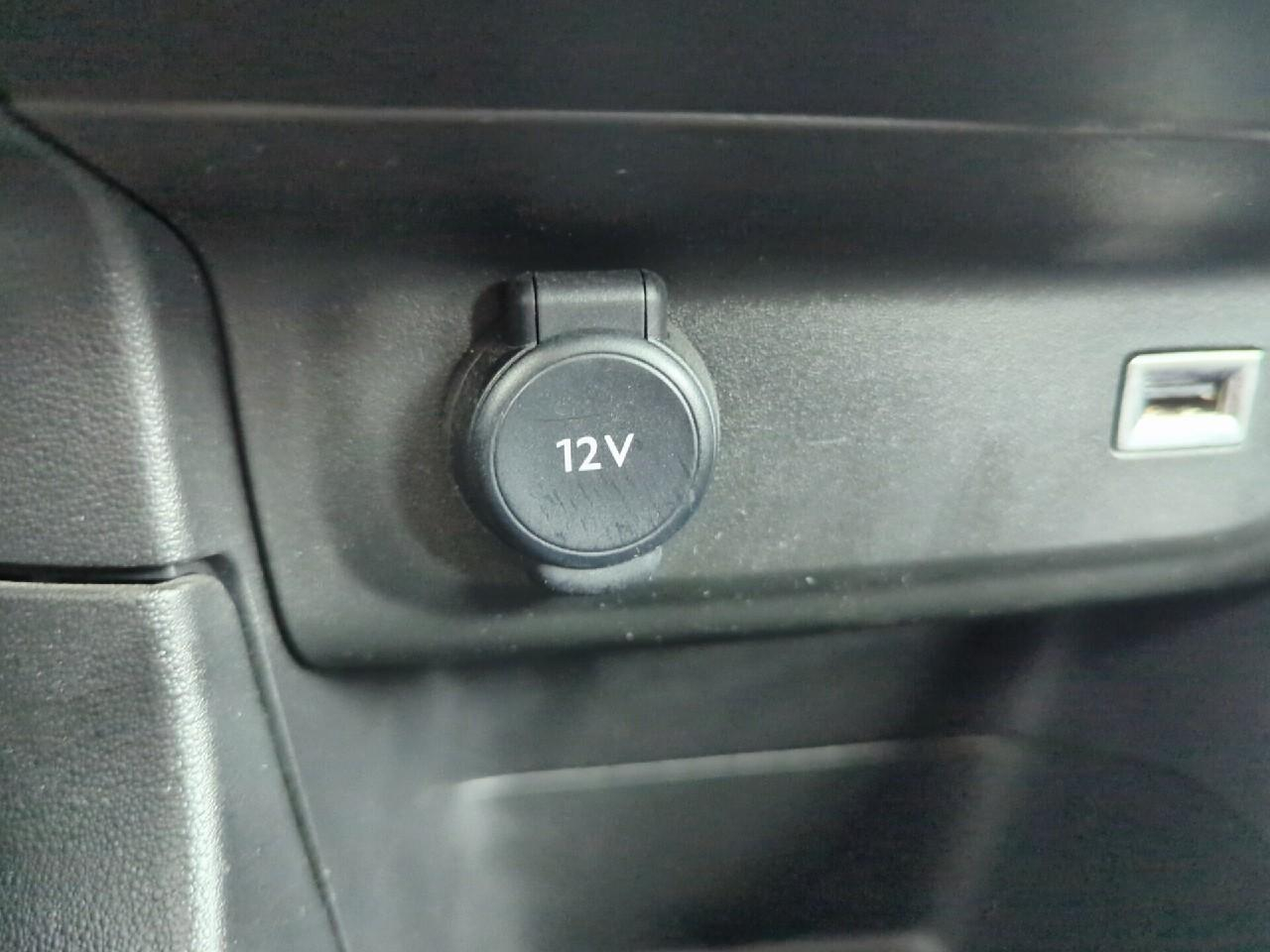 Citroën C3 bluehdi 100 bvm6 you — photo 25