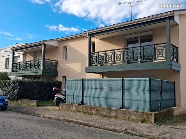 Studio T1 bis .34 m2 lumineux plein sud
