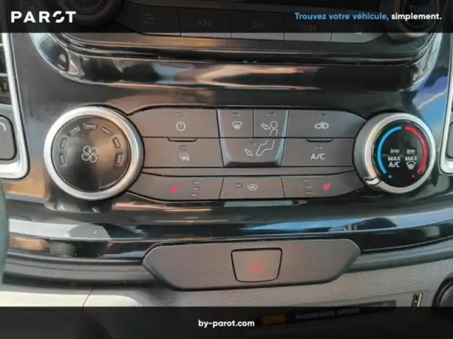 Ford Custom fg 300 l1h1 2.0 ecoblue 130 s&amp;s cabine approfondie limited bva6 7cv — photo 5