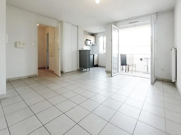 APPARTEMENT 2 PIECES QUARTIER ZOLA