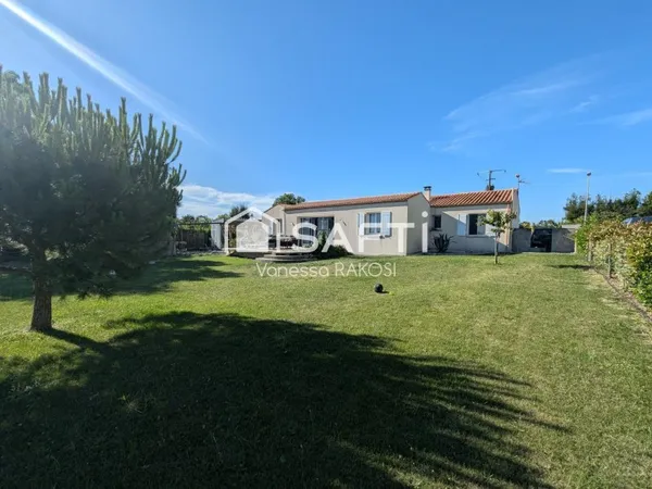 PUY DU LAC MAISON FAMILIALE DE PLAIN PIED 148 M² 5 CHAMBRES VUE DEGAGEE