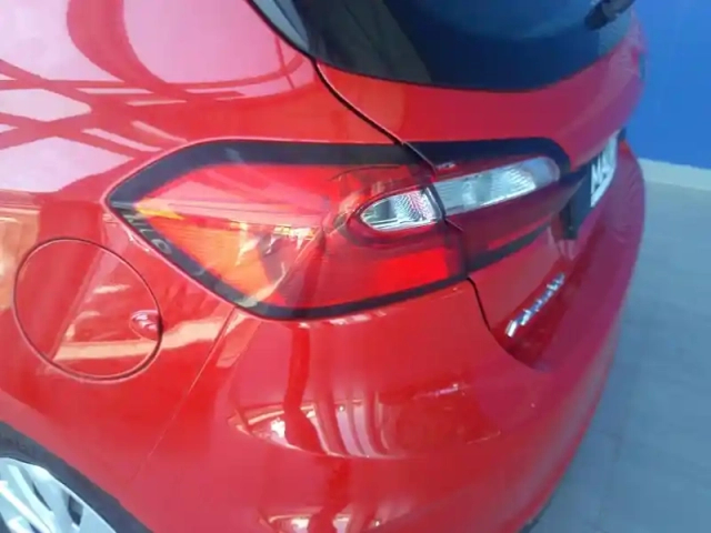 Ford Fiesta 1.1 75ch  cool &amp; connect 5p — photo 4