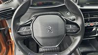 Peugeot 2008 1.2 PureTech 130ch S&S GT — photo 12