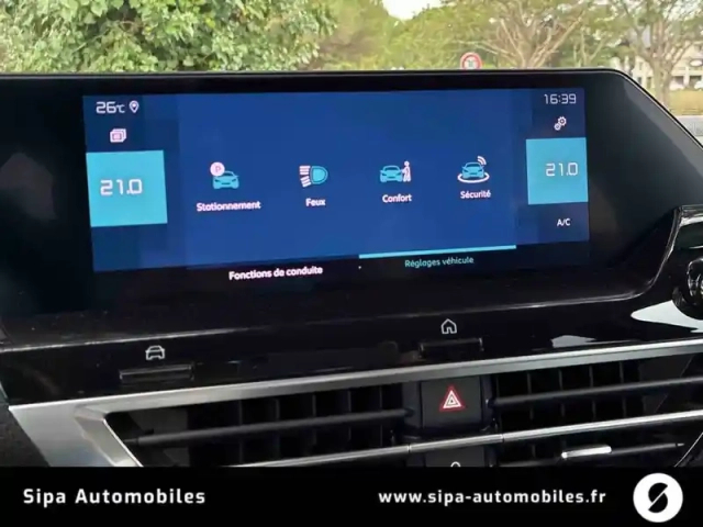 Citroën C4 e- 136 ch automatique — photo 35