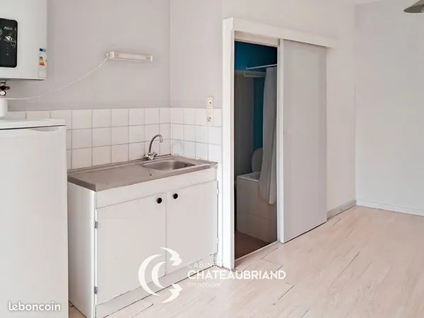 Studio 1 pièce 16 m²