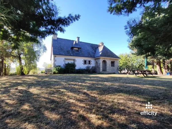 Maison 10 pièces 212 m²