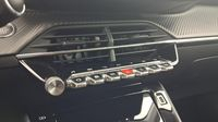 Peugeot 208 PureTech 100 S&S BVM6 Allure Business — photo 15