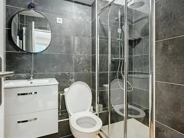 Studio 1 pièce 24 m²