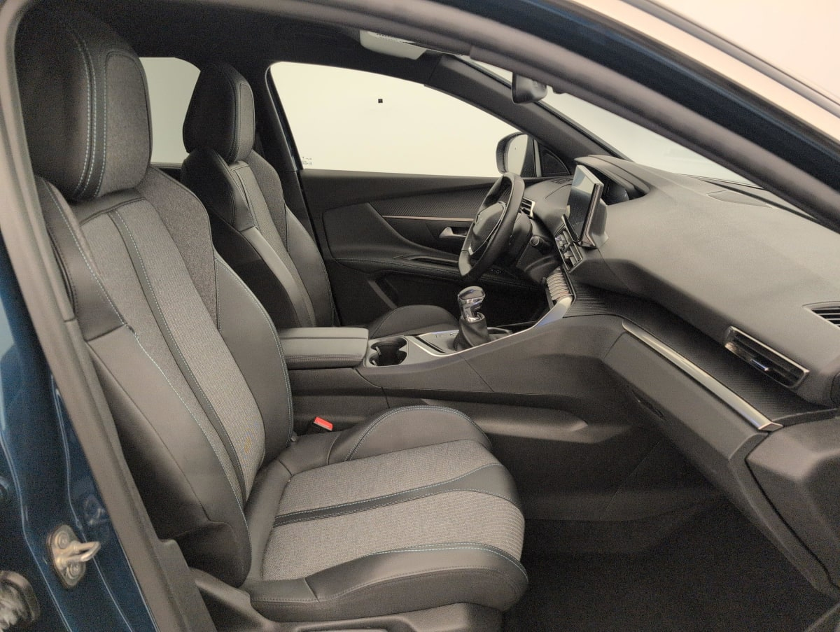 Peugeot 5008 — photo 9