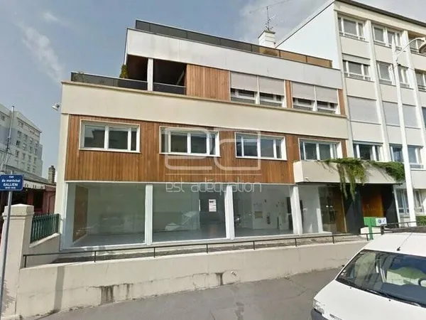 Bureaux 150 m²