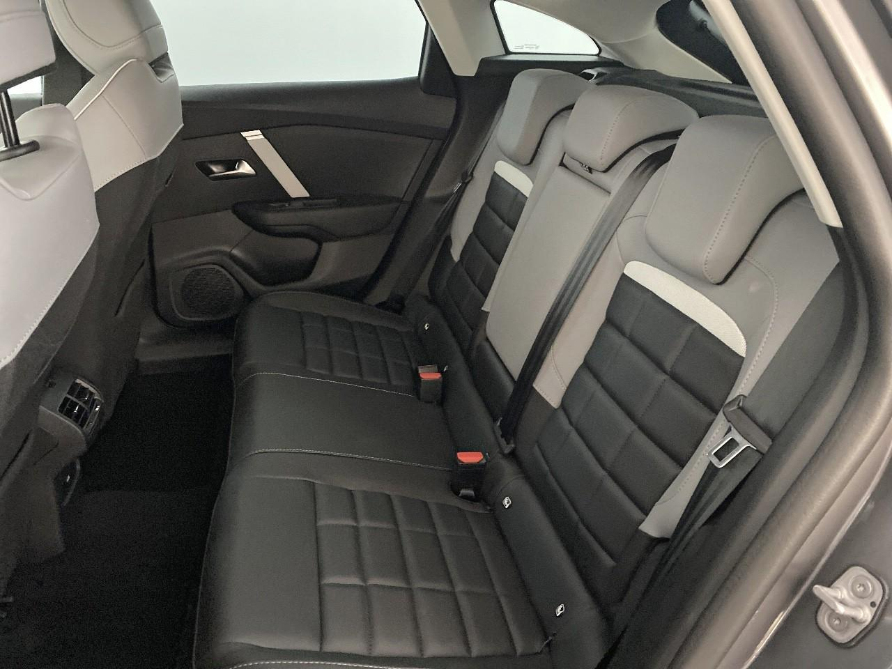 Citroën C4 hybride 145 ch e-dcs6 max — photo 10