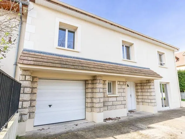 Maison 5 pièces 150 m²